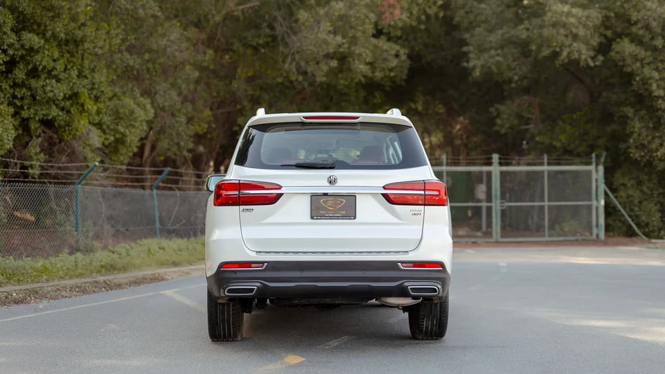 Used 2022 MG RX8 Luxury in White – Back/Rear View for Sale at First Choice Cars Dubai Sharjah
