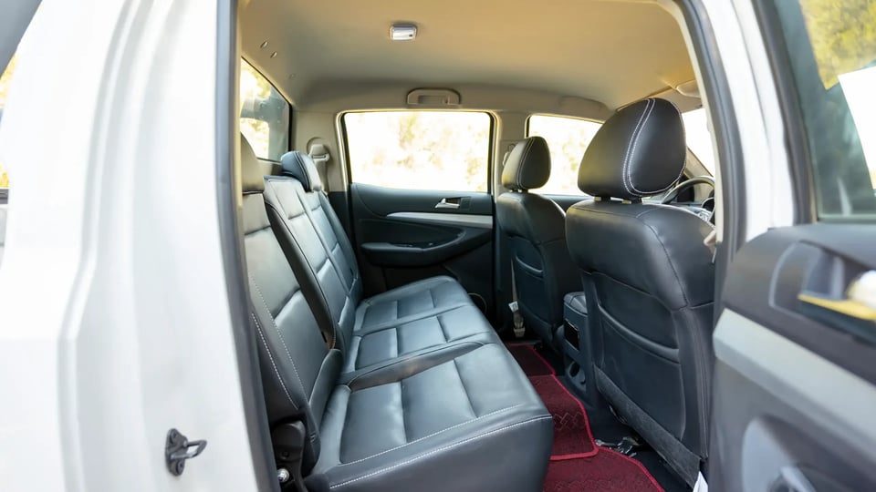 Used 2024 Dongfeng Rich 6 Double Cabin in White – Rear Passenger Side Cabin View for Sale at First Choice Cars Dubai Sharjah