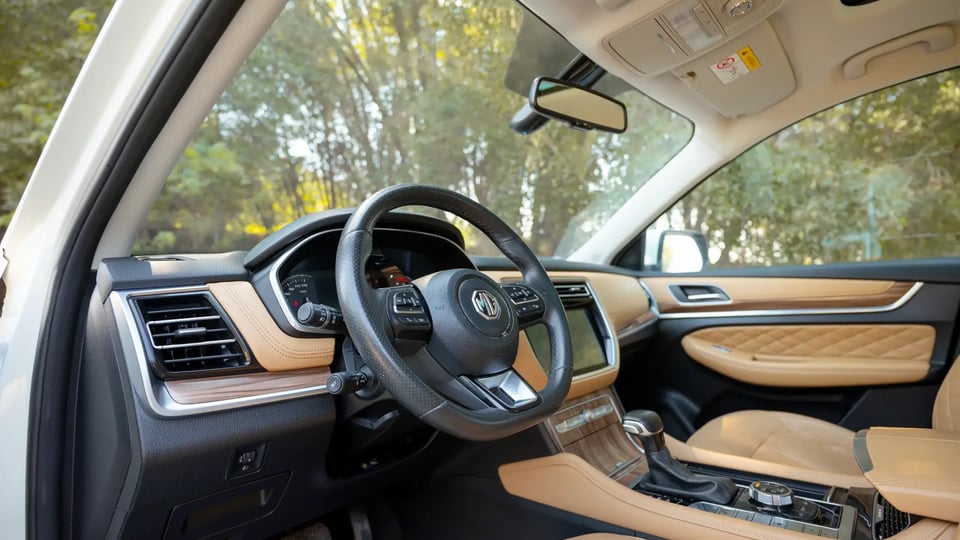 Used 2021 MG RX8 Luxury in White – Driver Side Dashboard & Steering View for Sale at First Choice Cars Dubai Sharjah