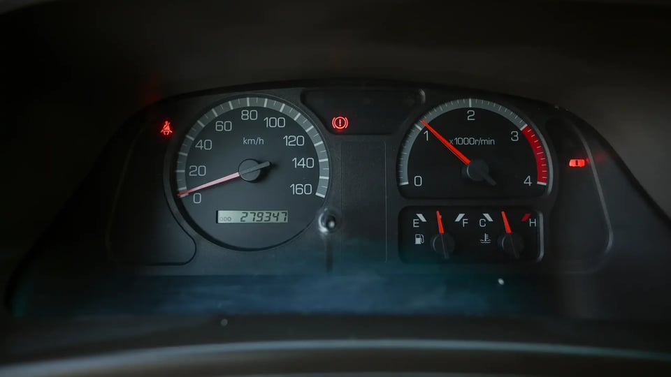 Used 2022 Mitsubishi Rosa Standard in White – Odometer / Mileage Reading View for Sale at First Choice Cars Dubai Sharjah