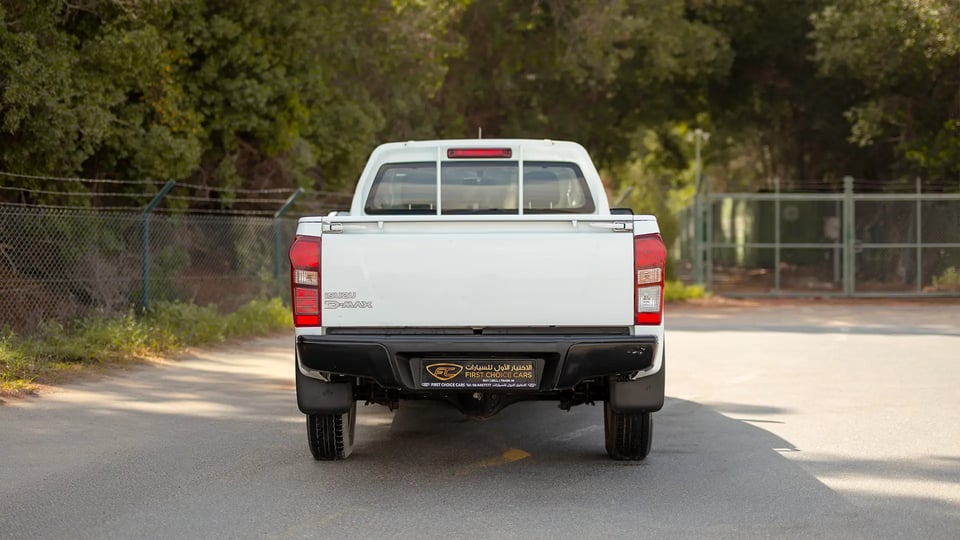 Used 2024 Isuzu D-MAX Single Cabin in White – Back/Rear View for Sale at First Choice Cars Dubai Sharjah