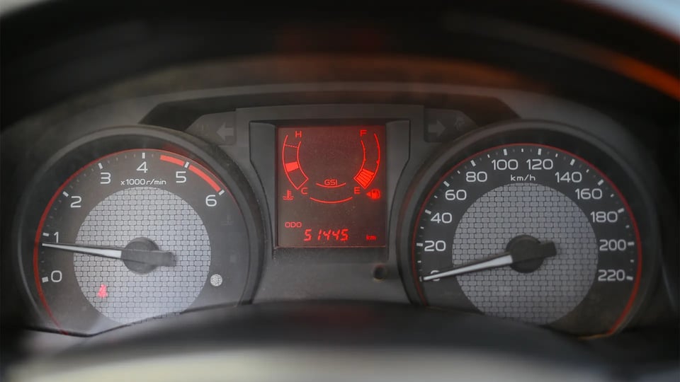 Used 2024 Isuzu D-MAX Single Cabin in White – Odometer / Mileage Reading View for Sale at First Choice Cars Dubai Sharjah