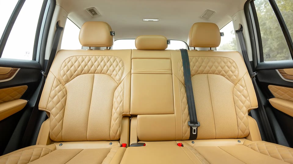 Used 2022 MG RX8 Luxury in Silver – Rear Seat View for Sale at First Choice Cars Dubai Sharjah