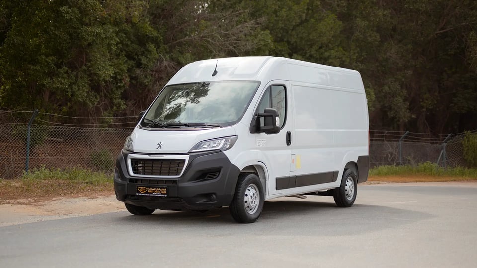 Used 2023 Peugeot Boxer L2h2 in White – Left Front Diagonal (45°) View for Sale at First Choice Cars Dubai Sharjah