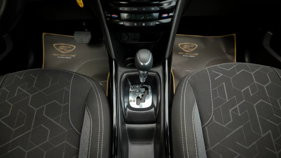 Used 2020 Peugeot 2008 Active in Black – Center Console & Gear Shifter for Sale at First Choice Cars Dubai Sharjah