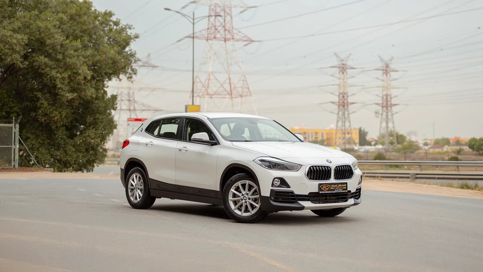 Used 2020 BMW X2 S-Drive 20i in White – Right Front Diagonal (45°) View for Sale at First Choice Cars Dubai Sharjah
