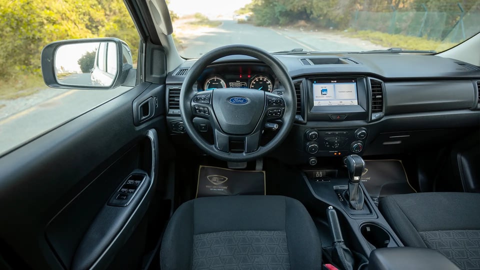 Used 2021 Ford Ranger XL in Silver – Steering Wheel & Instrument Cluster for Sale at First Choice Cars Dubai Sharjah