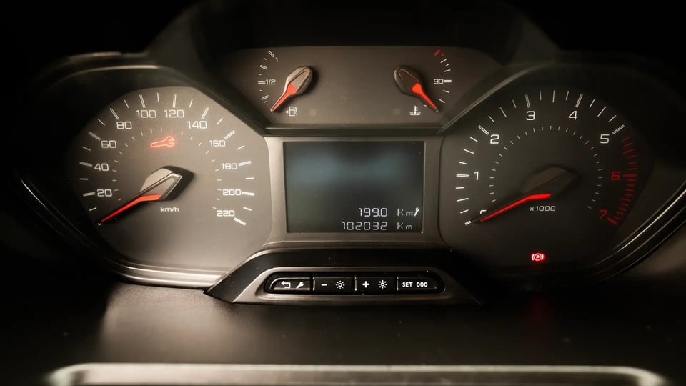 Used 2022 Peugeot Partner Standard in White – Odometer / Mileage Reading View for Sale at First Choice Cars Dubai Sharjah