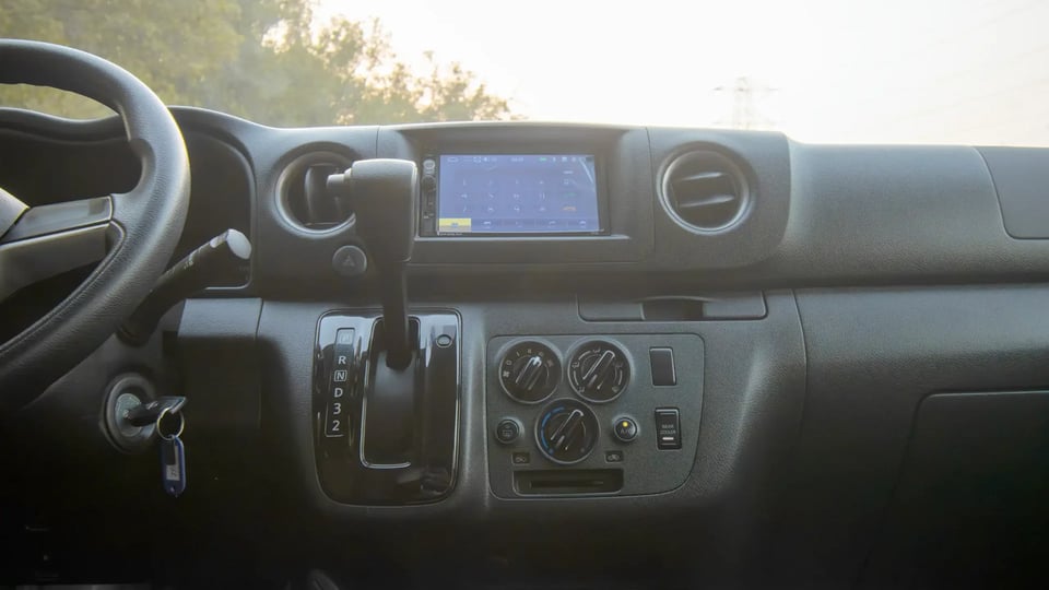 Used 2023 Nissan Urvan High Roof in White – Infotainment / Touchscreen System for Sale at First Choice Cars Dubai Sharjah