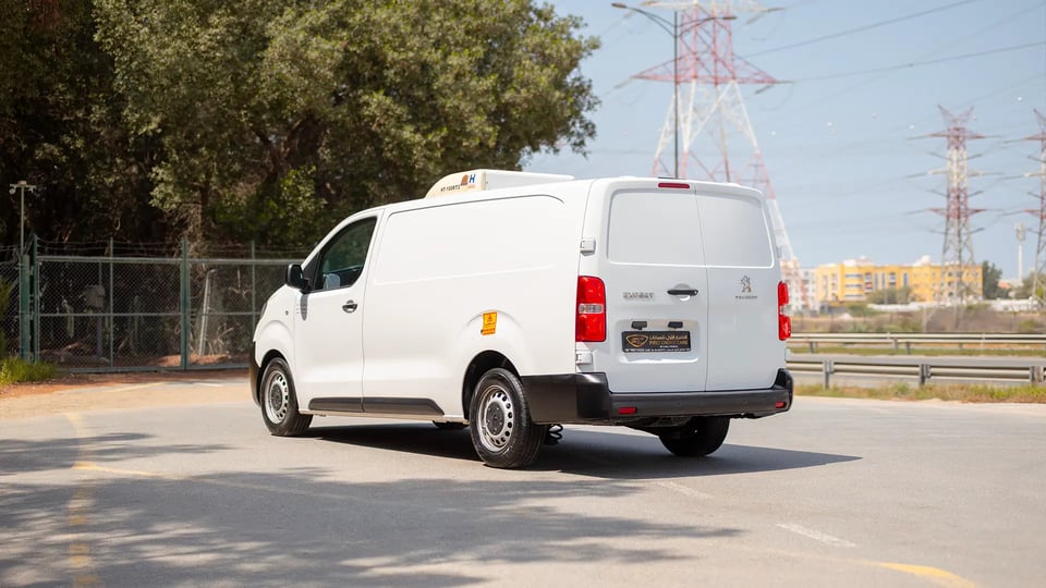 Used 2022 Peugeot Expert L3 in White – Left Back Diagonal (45°) View for Sale at First Choice Cars Dubai Sharjah