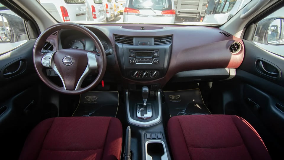 Used 2022 Nissan Navara SE in White – Front Cabin / Dashboard Full View for Sale at First Choice Cars Dubai Sharjah