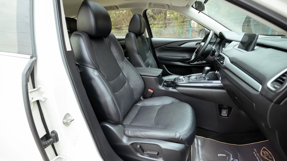 Used 2020 Mazda CX-9 GT in White – Front Passenger Side Cabin View for Sale at First Choice Cars Dubai Sharjah