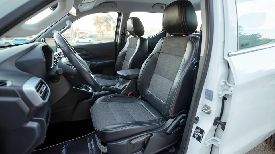 Used 2023 Peugeot Landtrek Double Cabin in White – Front Driver Side Cabin View for Sale at First Choice Cars Dubai Sharjah