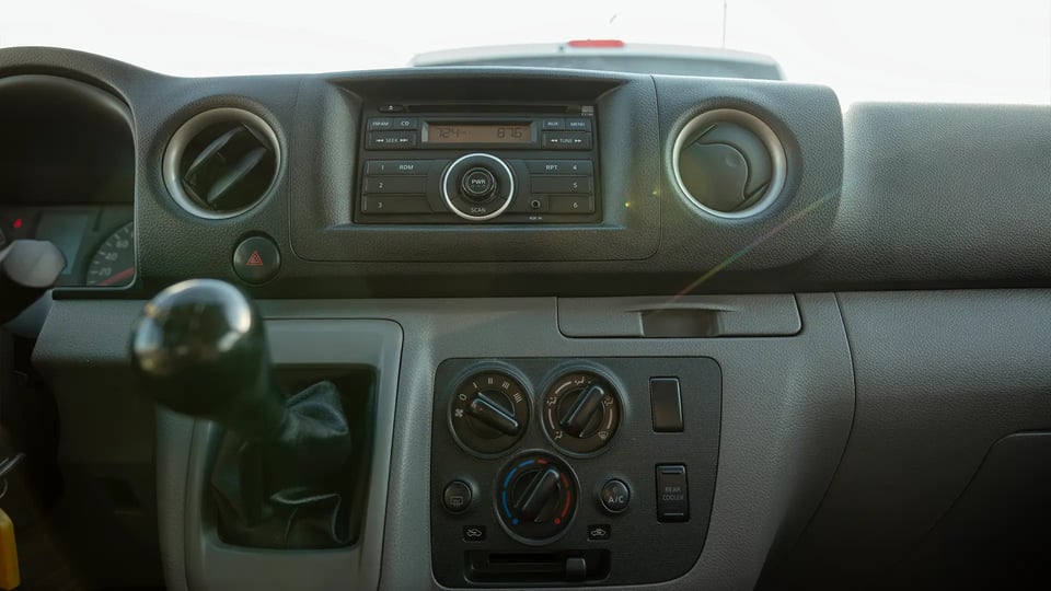 Used 2019 Nissan Urvan High Roof in White – Infotainment / Touchscreen System for Sale at First Choice Cars Dubai Sharjah