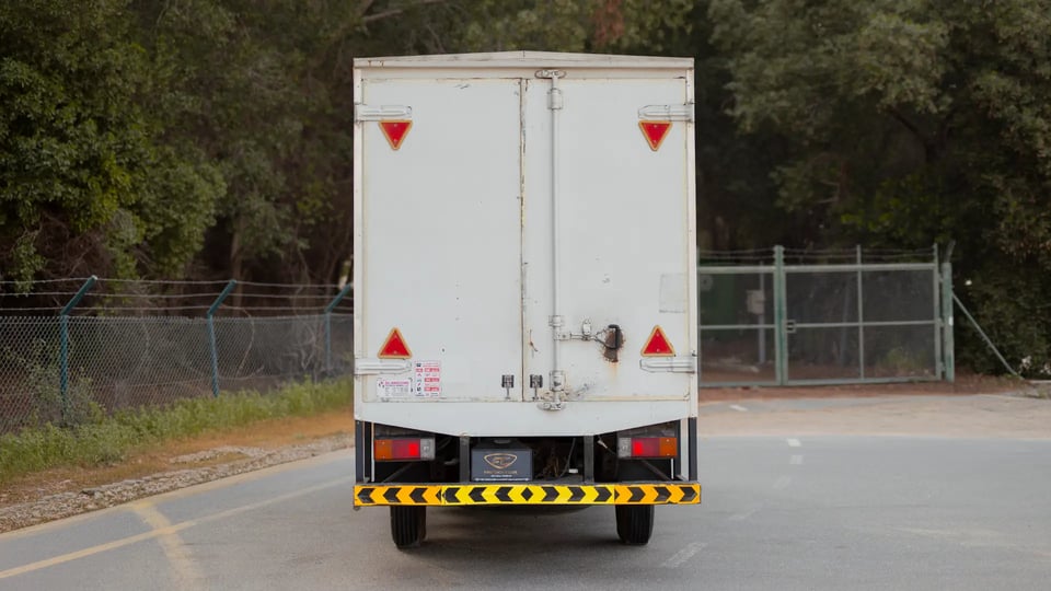 Used 2019 Hino 300 Dry Box in White – Back/Rear View for Sale at First Choice Cars Dubai Sharjah