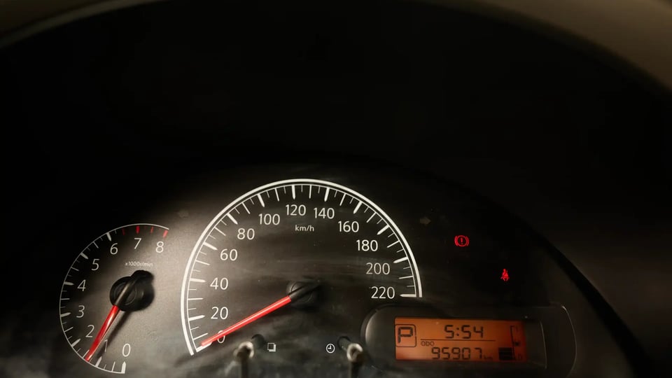 Used 2022 Nissan Sunny SV in Silver – Odometer / Mileage Reading View for Sale at First Choice Cars Dubai Sharjah