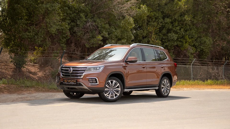 Used 2021 MG RX8 Luxury in Brown – Left Front Diagonal (45°) View for Sale at First Choice Cars Dubai Sharjah