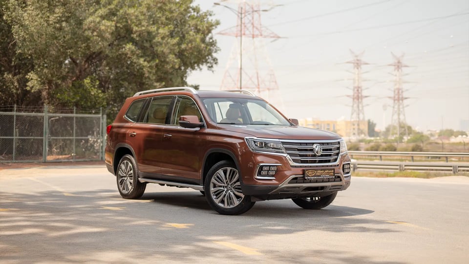 Used 2021 MG RX8 Luxury in Brown – Right Front Diagonal (45°) View for Sale at First Choice Cars Dubai Sharjah