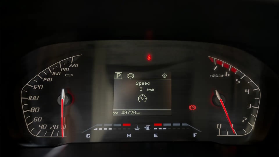 Used 2023 Peugeot Landtrek Double Cabin in White – Odometer / Mileage Reading View for Sale at First Choice Cars Dubai Sharjah