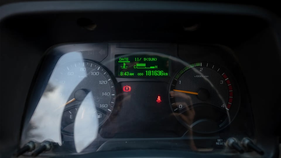 Used 2023 Mitsubishi Canter Chiller Box in White – Odometer / Mileage Reading View for Sale at First Choice Cars Dubai Sharjah