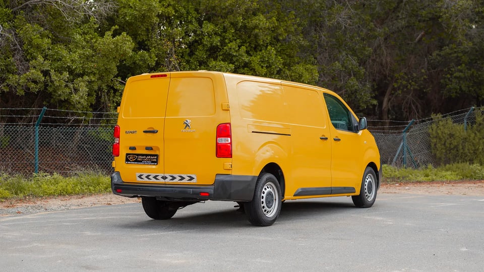 Used 2022 Peugeot Expert L3 in Yellow – Right Back Diagonal (45°) View for Sale at First Choice Cars Dubai Sharjah