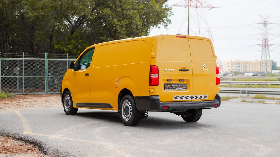 Used 2022 Peugeot Expert L3 in Yellow – Left Back Diagonal (45°) View for Sale at First Choice Cars Dubai Sharjah