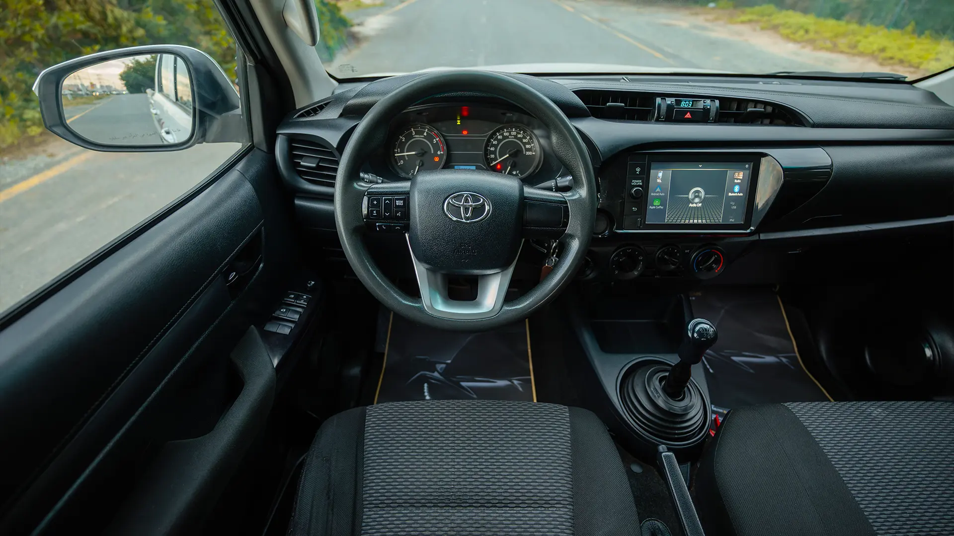 Used 2021 Toyota Hilux DLX Double Cabin in White – Steering Wheel & Instrument Cluster for Sale at First Choice Cars Dubai Sharjah