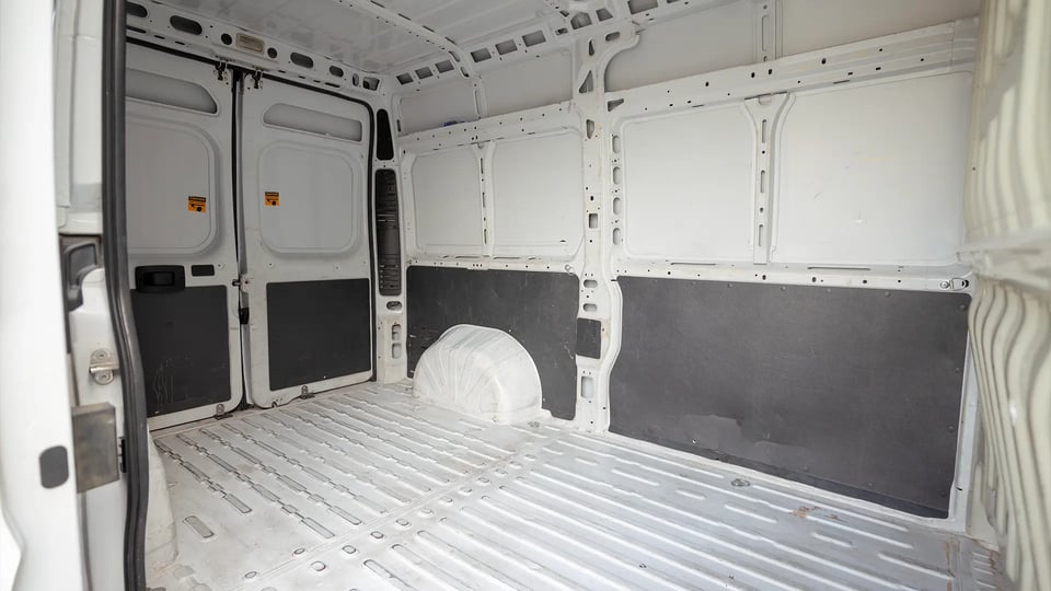 Used 2022 Peugeot Boxer L2h2 in White – Delivery Box Right Side Interior View for Sale at First Choice Cars Dubai Sharjah