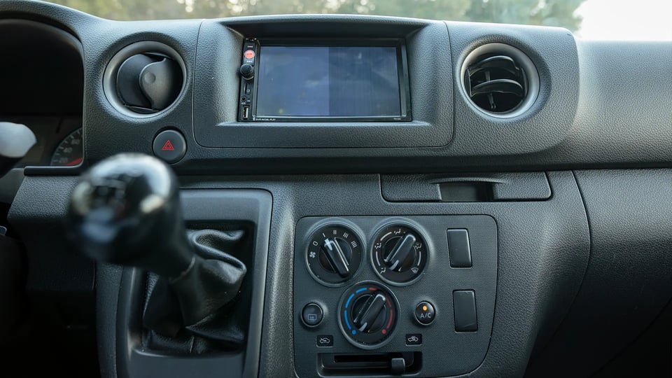 Used 2023 Nissan Urvan High Roof in White – Infotainment / Touchscreen System for Sale at First Choice Cars Dubai Sharjah