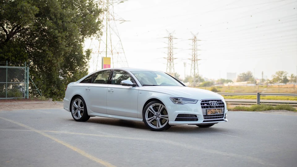 Used 2016 Audi S6 TFSI Quattro in White – Right Front Diagonal (45°) View for Sale at First Choice Cars Dubai Sharjah