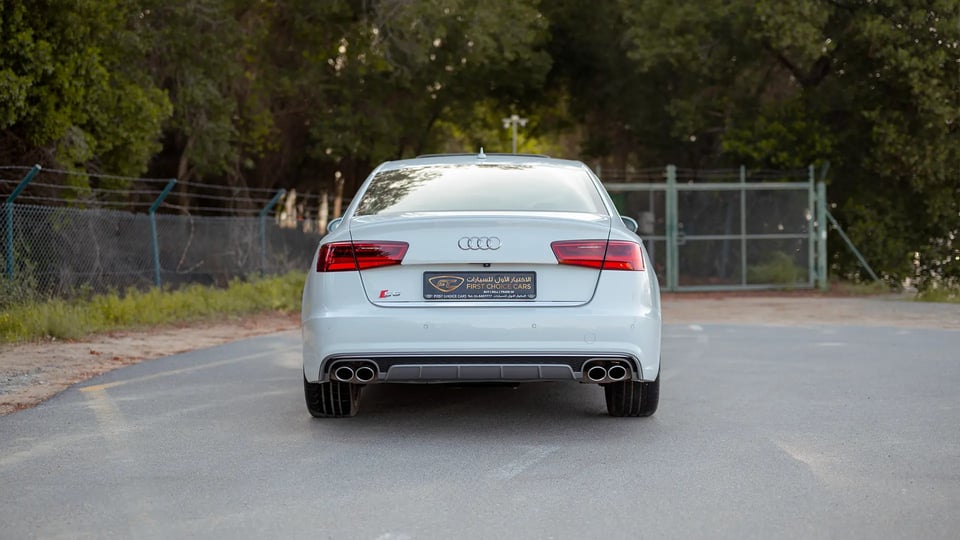 Used 2016 Audi S6 TFSI Quattro in White – Back/Rear View for Sale at First Choice Cars Dubai Sharjah