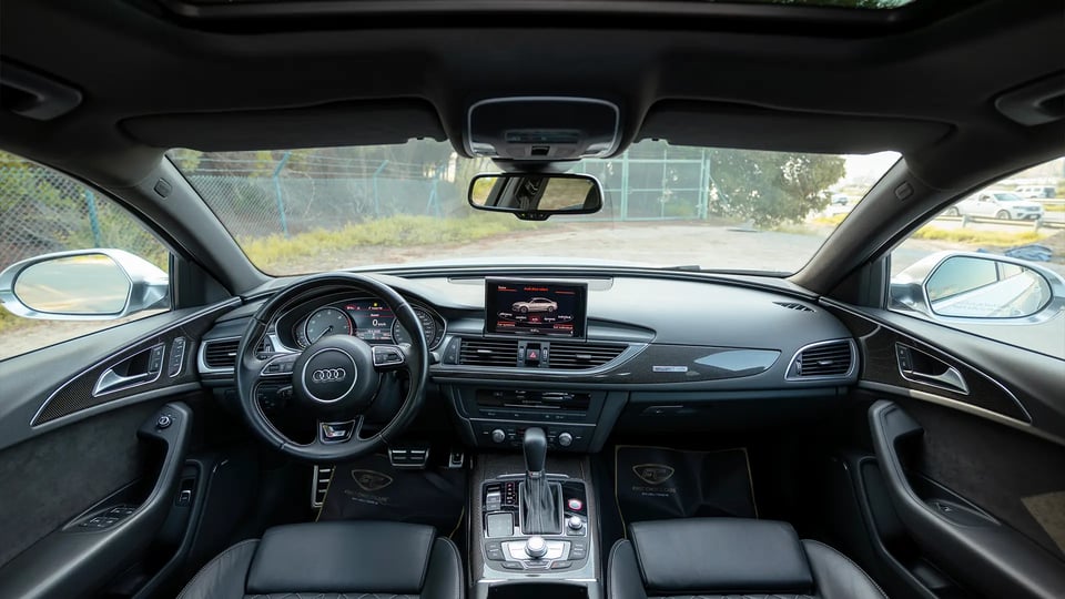 Used 2016 Audi S6 TFSI Quattro in White – Front Cabin / Dashboard Full View for Sale at First Choice Cars Dubai Sharjah