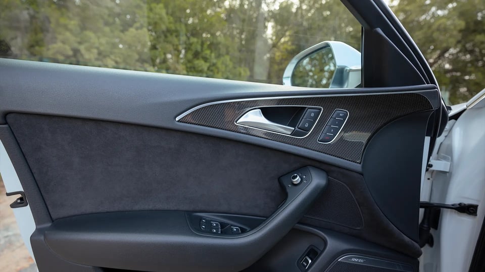 Used 2016 Audi S6/RS6 TFSI Quattro in White – Driver Door Panel Full View for Sale at First Choice Cars Dubai Sharjah