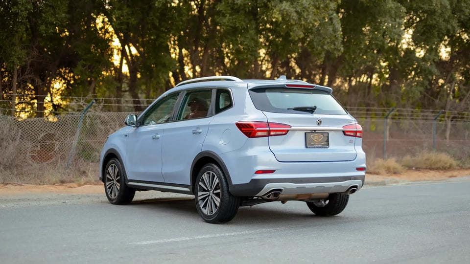 Used 2022 MG RX5 Luxury in Silver – Left Back Diagonal (45°) View for Sale at First Choice Cars Dubai Sharjah