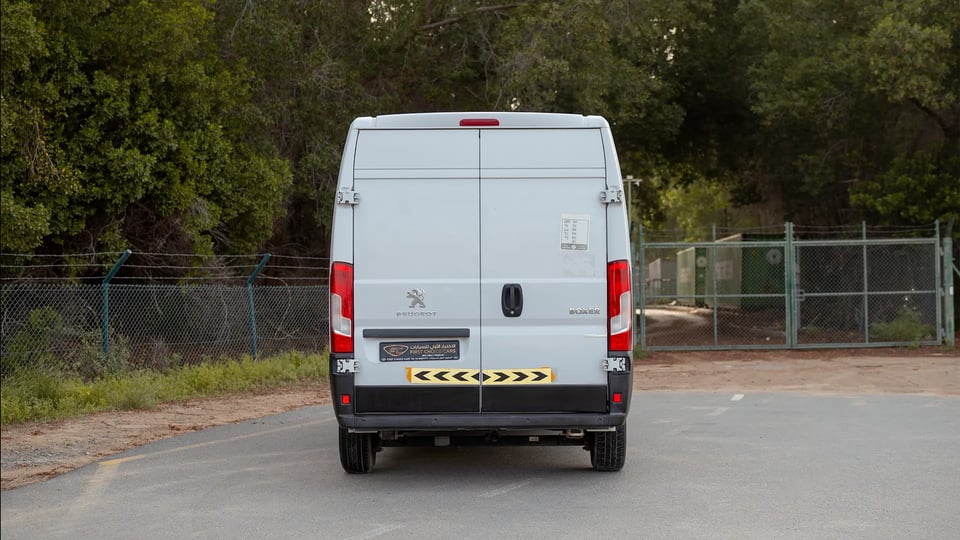 Used 2022 Peugeot Boxer L2h2 in White – Back/Rear View for Sale at First Choice Cars Dubai Sharjah