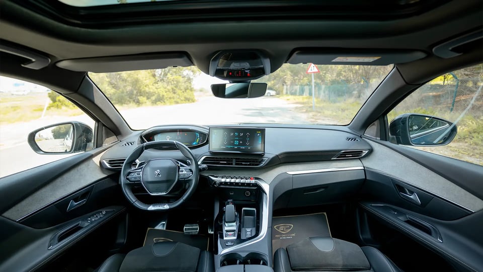 Used 2022 Peugeot 3008 Hybrid 4 GT in Blue – Front Cabin / Dashboard Full View for Sale at First Choice Cars Dubai Sharjah