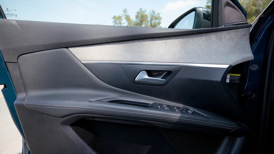 Used 2022 Peugeot 3008 Hybrid 4 GT in Blue – Driver Door Panel Full View for Sale at First Choice Cars Dubai Sharjah