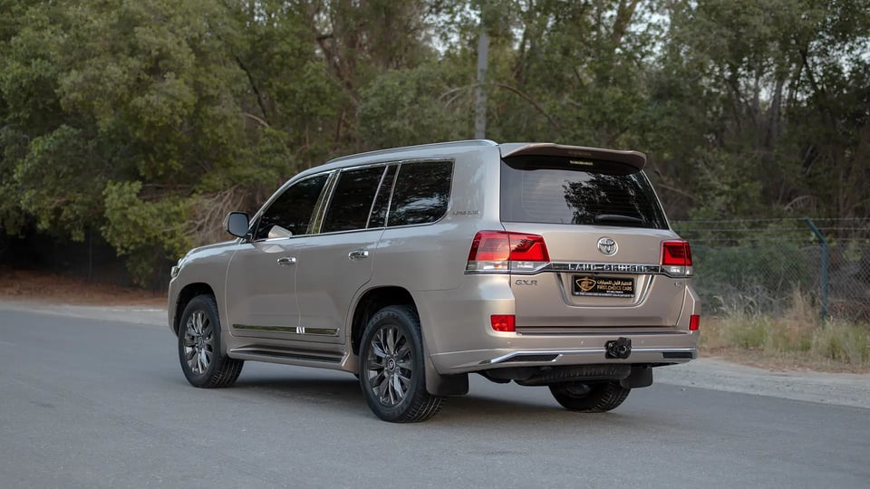 Used 2017 Toyota Land Cruiser GXR in Beige – Left Back Diagonal (45°) View for Sale at First Choice Cars Dubai Sharjah