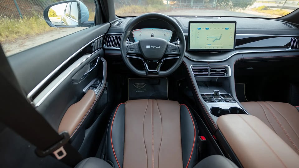 Used 2025 BYD Song Plus Design in Blue – Steering Wheel & Instrument Cluster for Sale at First Choice Cars Dubai Sharjah