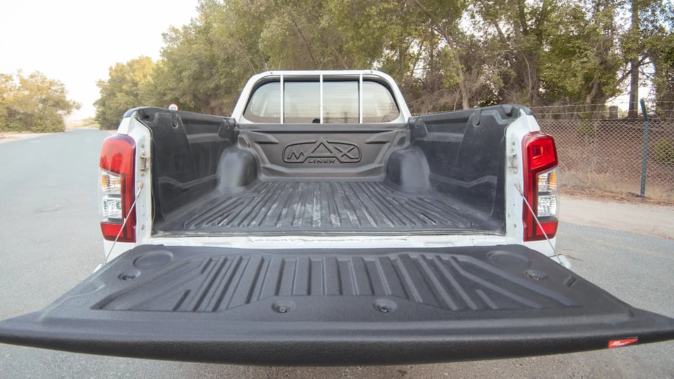 Used 2020 Mitsubishi L200 GLX Double Cabin in White – Boot / Trunk Space Open View for Sale at First Choice Cars Dubai Sharjah