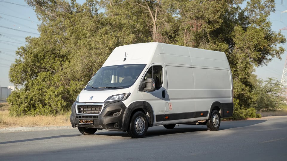 Used 2022 Peugeot Boxer L4H3 in White – Left Front Diagonal (45°) View for Sale at First Choice Cars Dubai Sharjah