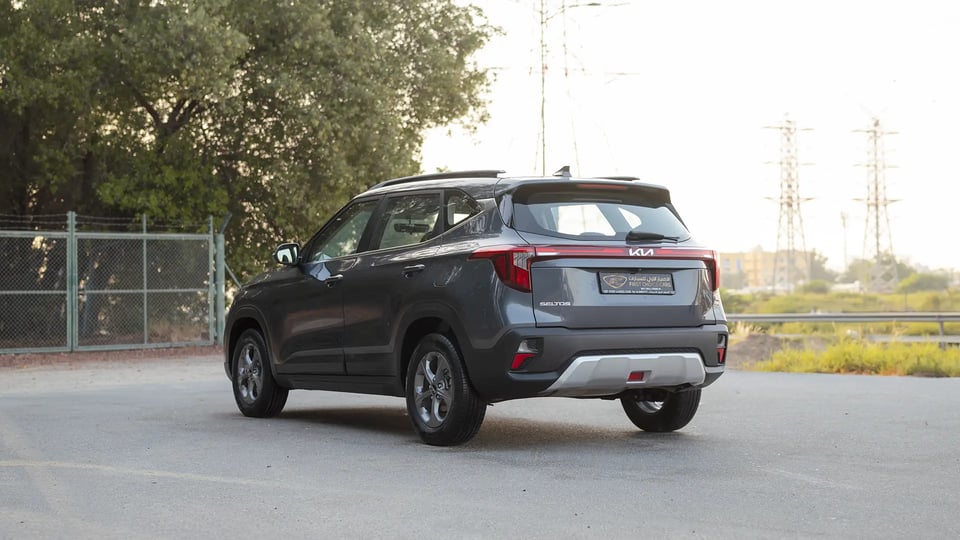 Used 2024 Kia Seltos LX in Grey – Left Back Diagonal (45°) View for Sale at First Choice Cars Dubai Sharjah