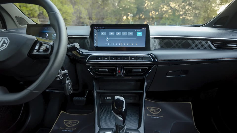 Used 2025 MG MG3 Comfort in Grey – Infotainment / Touchscreen System for Sale at First Choice Cars Dubai Sharjah