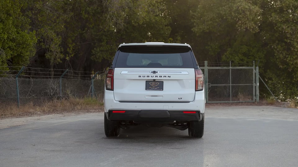 Used 2023 Chevrolet Suburban LT in White – Back/Rear View for Sale at First Choice Cars Dubai Sharjah