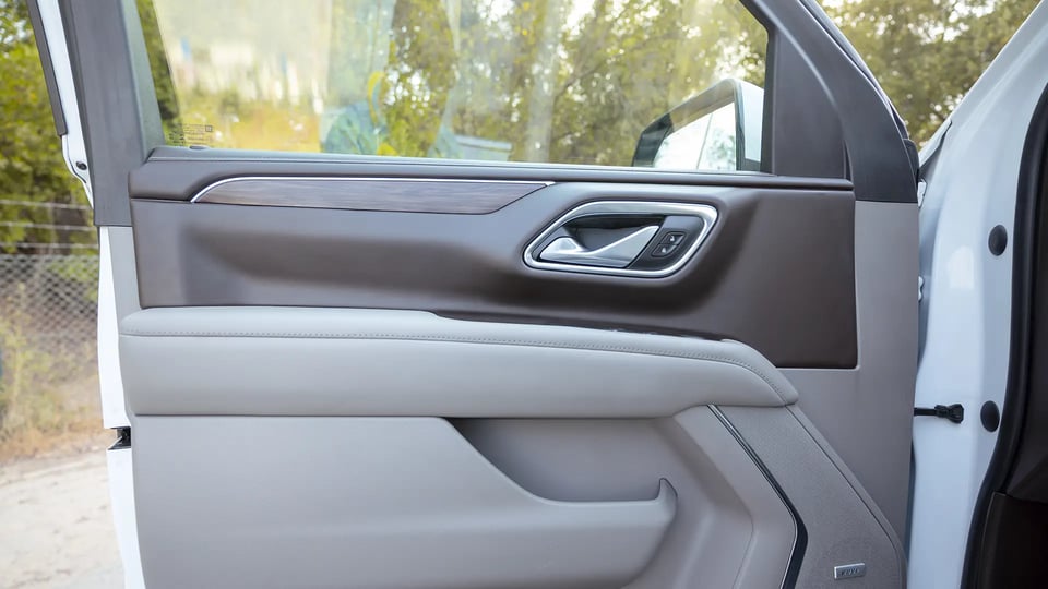 Used 2023 Chevrolet Suburban LT in White – Driver Door Panel Full View for Sale at First Choice Cars Dubai Sharjah
