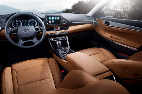 Hyundai Azera Interior