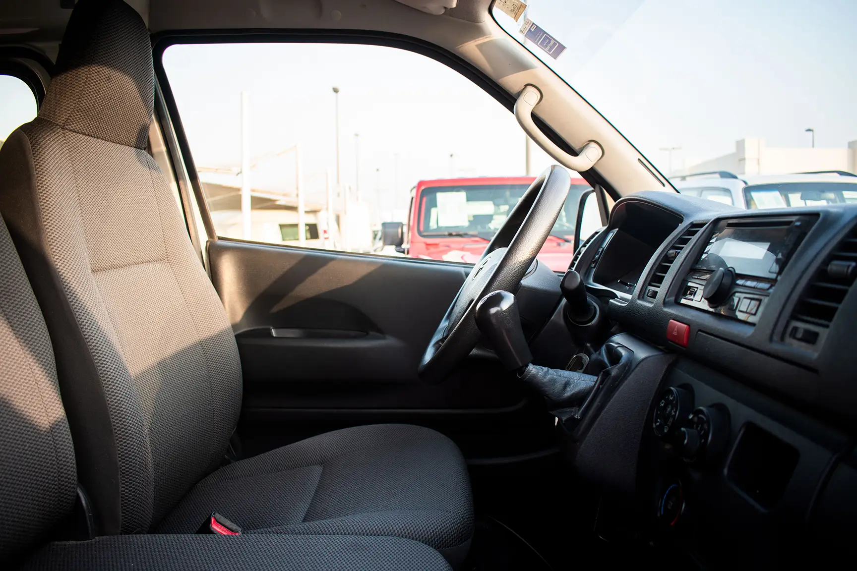 Toyota Hiace Hiace GL -STD ROOF 6 STR PANEL VAN 2017
