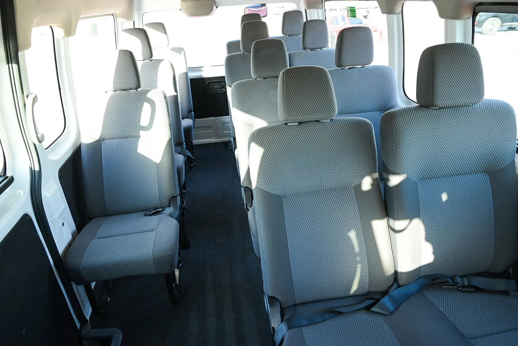 Nissan Urvan Microbus 4 Doors 13 Seater M/t High Roof Wb 2021