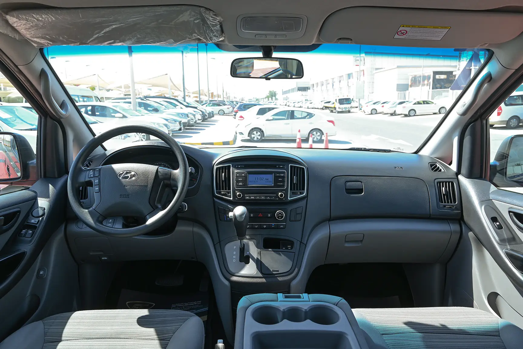 Hyundai  H1 12-Seater Wagon 2021