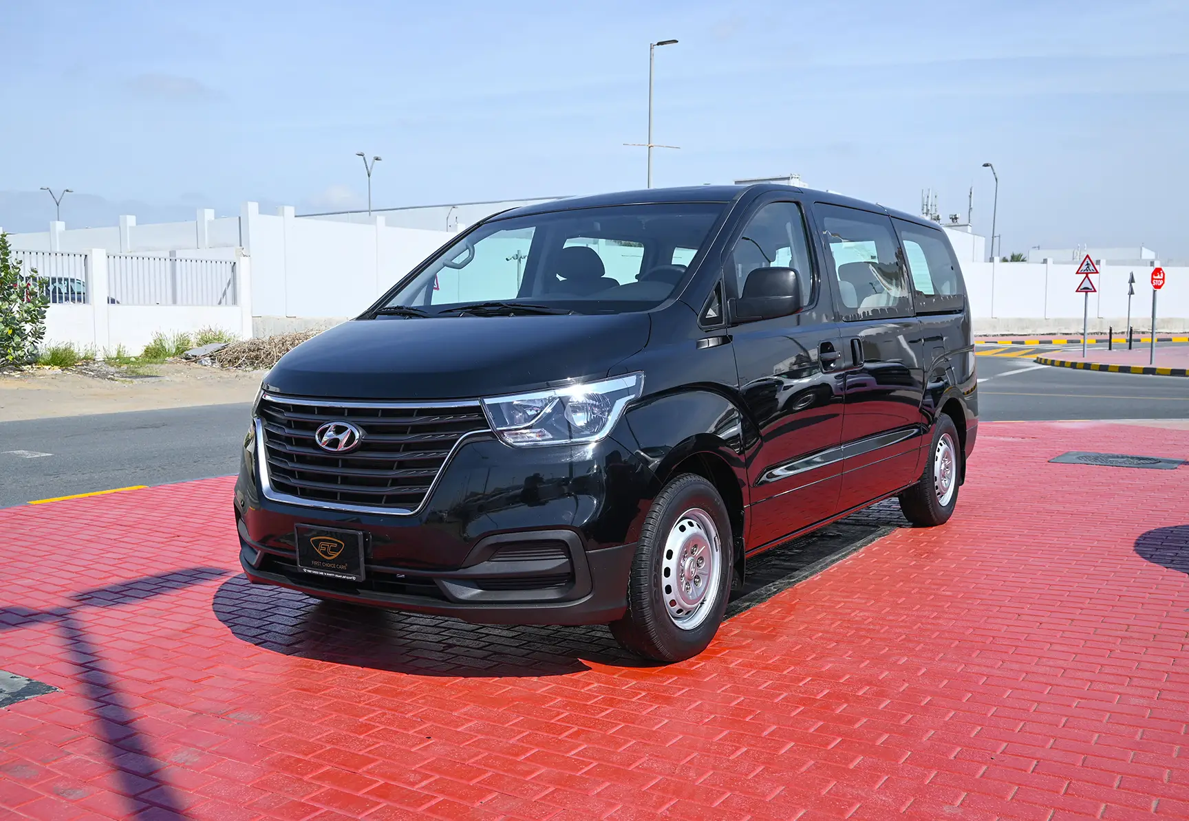 Hyundai  H1 12-Seater Wagon 2021
